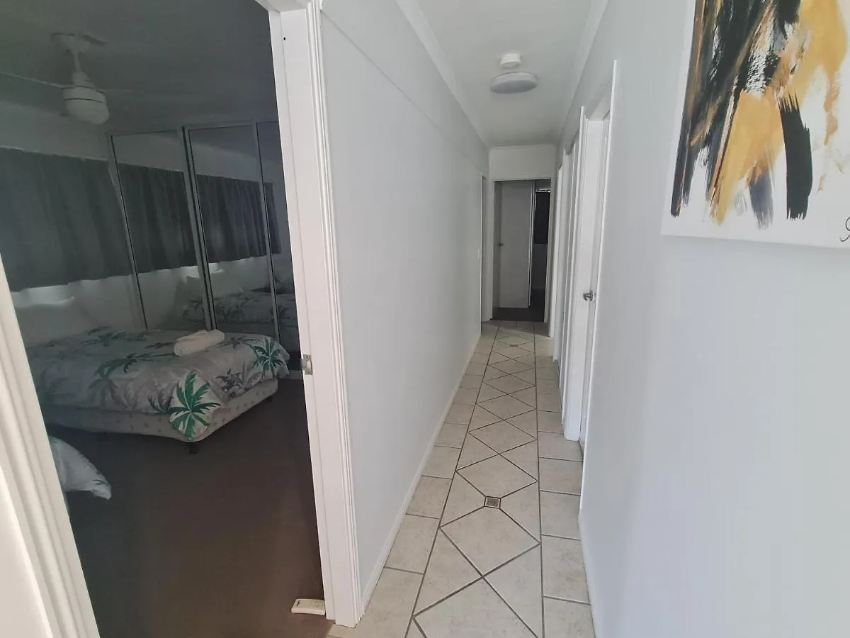 Cranbourne Court Beachside Apartments Maroochydore Austrálie